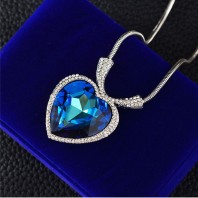 Titanic Big Size Neck less 5030